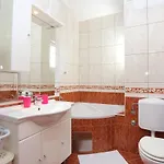 Appartement By The Sea Duce, Omis - 12687 Dugi Rat