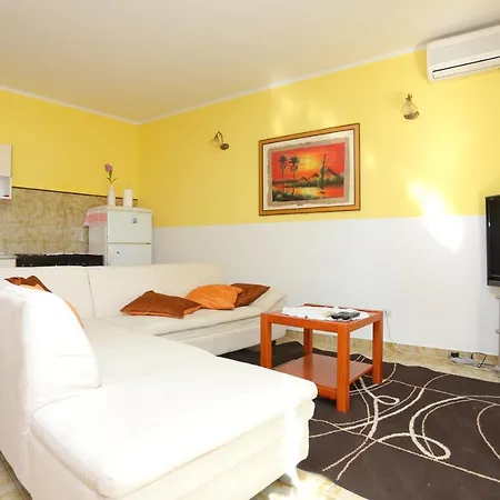 Apartment By The Sea Duce, Omis - 12687 Dugi Rat